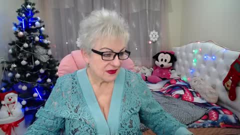 kaylesmoll online show from 01.03.25