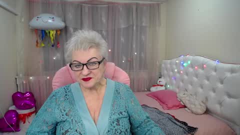 kaylesmoll online show from 01.24.25