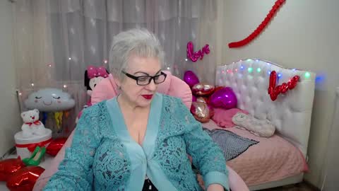 kaylesmoll online show from 02.01.25