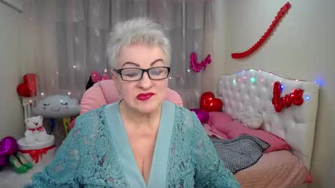 kaylesmoll online show from 02.12.25