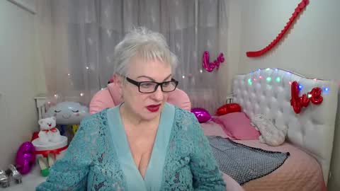 kaylesmoll online show from 03.05.25
