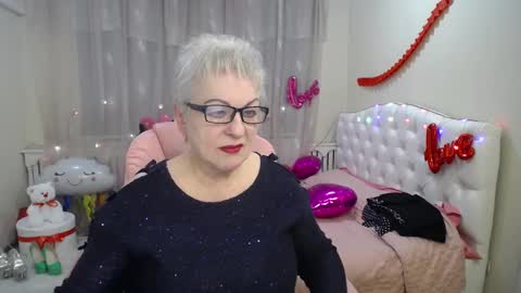kaylesmoll online show from 03.11.25
