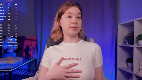 Snapshot of kaylisse chatting on 10.26.25 Hi Im Arina 3 online show from 10.26.25