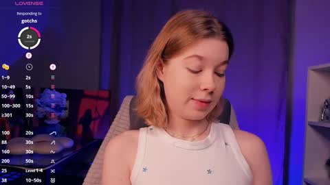 Snapshot of kaylisse chatting on 11.07.25 Hi Im Arina 3 online show from 11.07.25