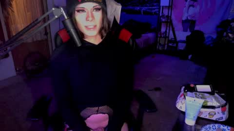 Snapshot of kaynatix chatting on 12.15.24 kaynatix online show from 12.15.24