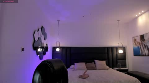 Kay online show from 03.28.26