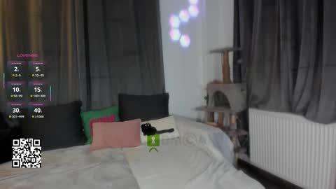 Snapshot of kayyrachyl chatting on 11.13.25 kayyrachyl online show from 11.13.25