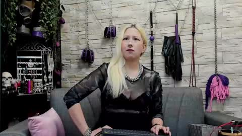 Snapshot of kaziaswart chatting on 10.05.25 Miss Kazia online show from 10.05.25