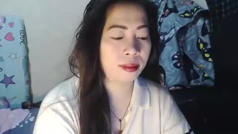 Snapshot of kazzandrasexy chatting on 10.16.25 Kazzandra online show from 10.16.25