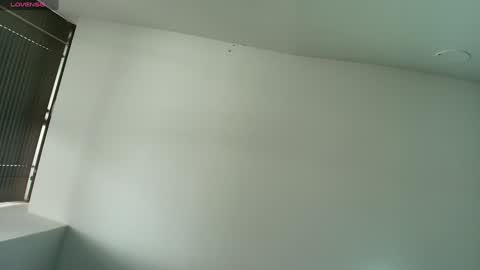 Snapshot of kazzuroux001 chatting on 02.08.25 KazzuRoux001 online show from 02.08.25