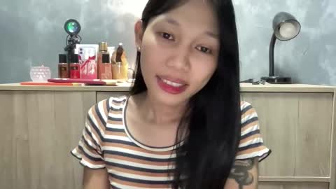 Its me Cora online show from 10.14.25