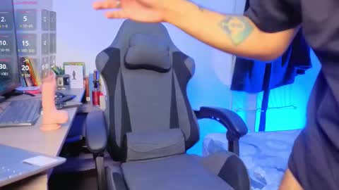 Alfred - INDEPENDIENT MODEL online show from 03.29.26