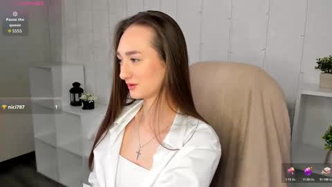 Kelly GMT 2 Su We Th Fr Sa   0300AM-09-00AM   online show from 02.09.26