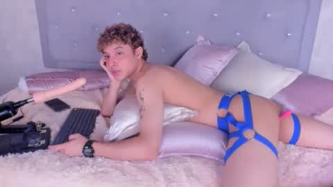 kei oliver online show from 02.24.25