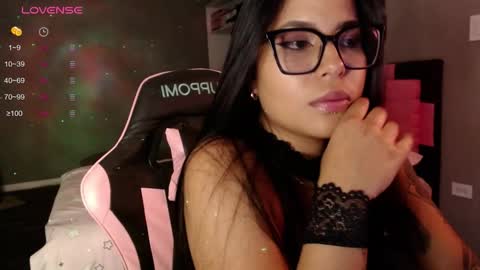 Snapshot of keikim_ chatting on 02.26.26 Kimk online show from 02.26.26