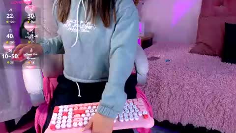 Snapshot of keiko_amane chatting on 06.18.26 online show from 06.18.26