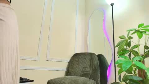 keila online show from 10.12.25