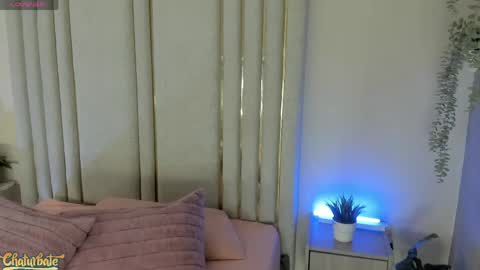 keirahartz online show from 04.21.26