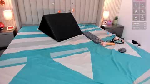 Keisha online show from 11.02.25