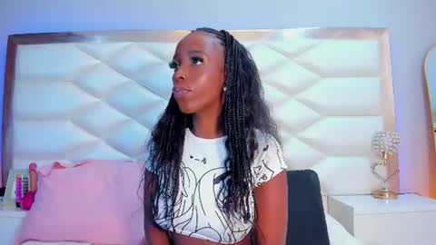 Snapshot of keishaconie chatting on 06.25.26 Ebony - Keisha online show from 06.25.26