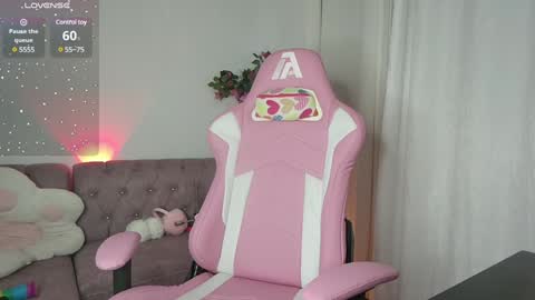   online show from 01.08.25