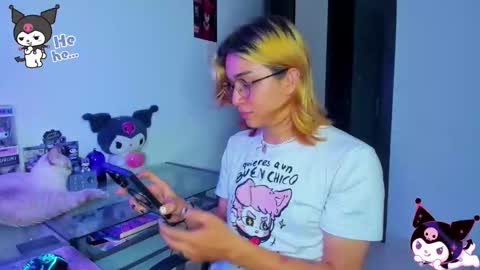 Snapshot of keita_moon chatting on 09.29.25 Keita moon online show from 09.29.25