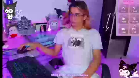 Snapshot of keita_moon chatting on 11.07.25 Keita moon online show from 11.07.25