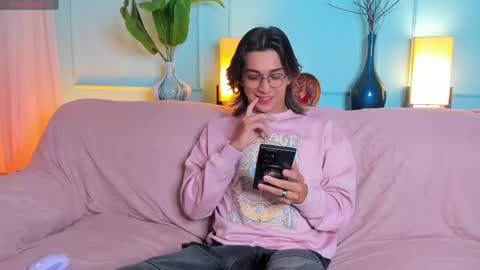 Keita moon online show from 04.16.26