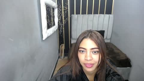 Snapshot of keizy_conte chatting on 12.24.24 K E I Z Y online show from 12.24.24