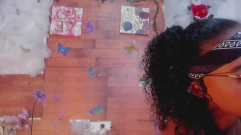 kelly__thomson online show from 12.19.24