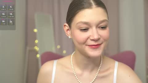  KELLY  online show from 10.10.25