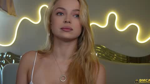 Kelly online show from 10.04.25