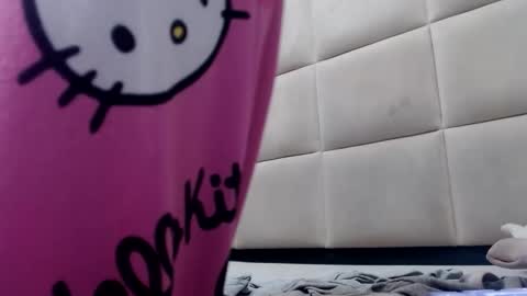 Snapshot of kelly_queenpussy chatting on 02.25.25 KEY online show from 02.25.25