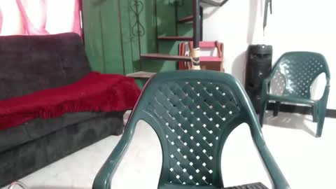 Snapshot of kellyandkataleya chatting on 10.22.25 kelly kata Lovense is on PVT ALWAYS OPEN online show from 10.22.25