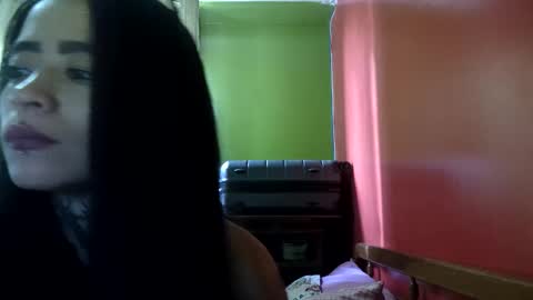 Snapshot of kellyandkataleya chatting on 05.20.26 kelly kata Lovense is on PVT ALWAYS OPEN online show from 05.20.26