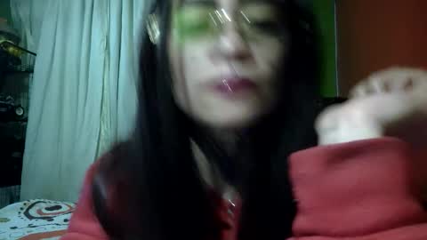 Snapshot of kellyandkataleya chatting on 05.22.26 kelly kata Lovense is on PVT ALWAYS OPEN online show from 05.22.26