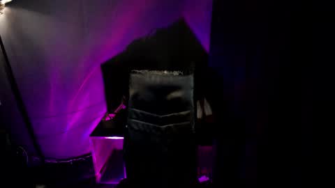 its me KELLY online show from 12.04.24
