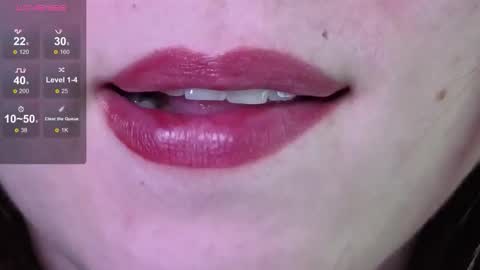 Snapshot of kellycrystall chatting on 10.18.25 kellycrystall online show from 10.18.25