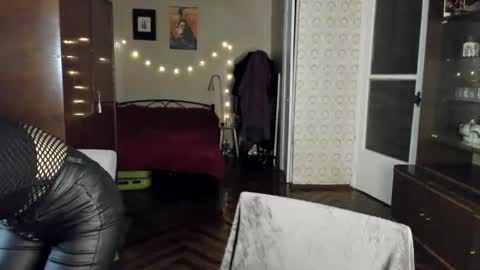 Mistress  online show from 12.18.24