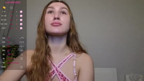 Snapshot of kellykeat chatting on 10.29.25 Princess Kelly online show from 10.29.25