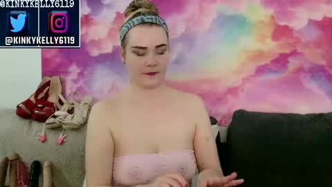 kellylynn76 online show from 09.18.25