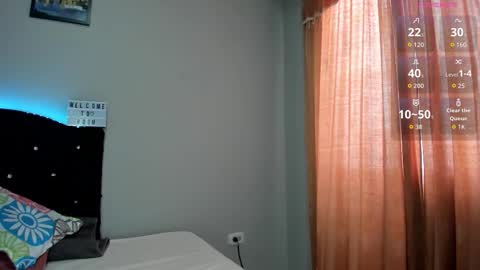 Snapshot of kellymillian_ chatting on 11.02.25 kellyMillian online show from 11.02.25