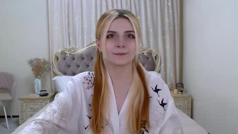 Kelly Stoneys online show from 01.28.25