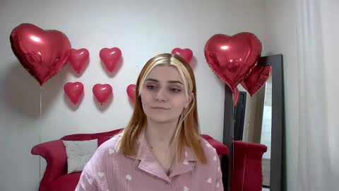 Kelly Stoneys online show from 02.10.25