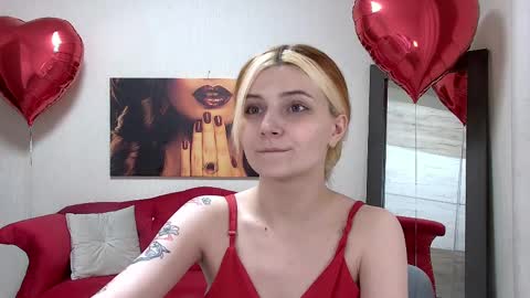 Kelly Stoneys online show from 02.19.25