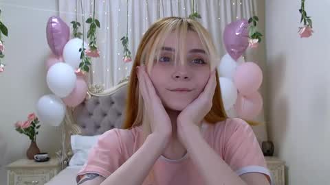 Kelly Stoneys online show from 02.21.25