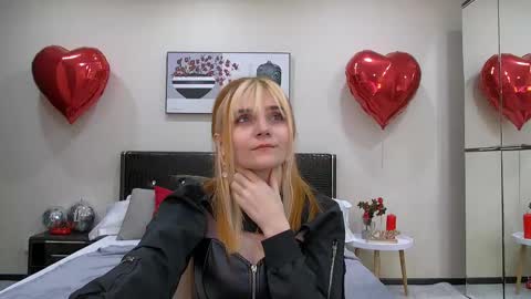 Kelly Stoneys online show from 02.23.25