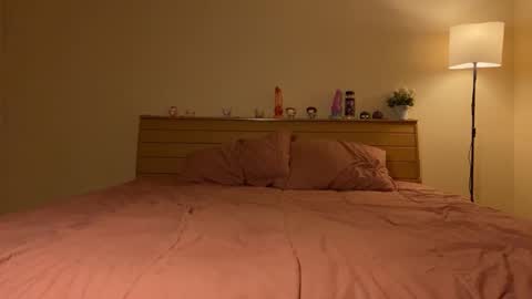 Kelly online show from 10.30.25