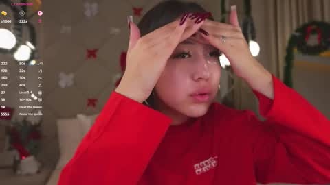 kellyy_bern online show from 12.18.25