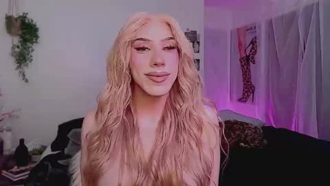 Snapshot of kelsdontstop chatting on 02.22.26 Kelsi online show from 02.22.26